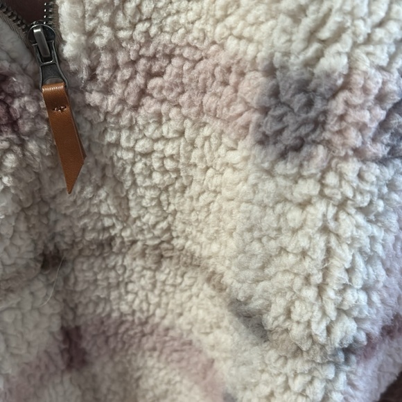 NWT Thread and Supply Sherpa - Picture 5 of 5